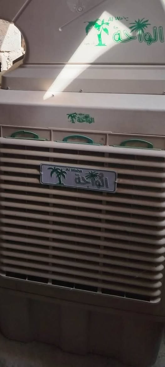 🔥 للبيع مبردة الواحة بحالة ممتازة 🔥
تبريد قوي ومناسب للصيف
نظيفة وشغالة بدون أي مشاكل
مع دكت ساحب جاهز للاستخدام
سبب البيع حجمه كبير 
السعر مناسب 250الف


**إذا كنت صاحب هذا الإعلان وتريد حذفه لأي سبب، رجاءا أرسل رسالة إلى الدعم الفني**