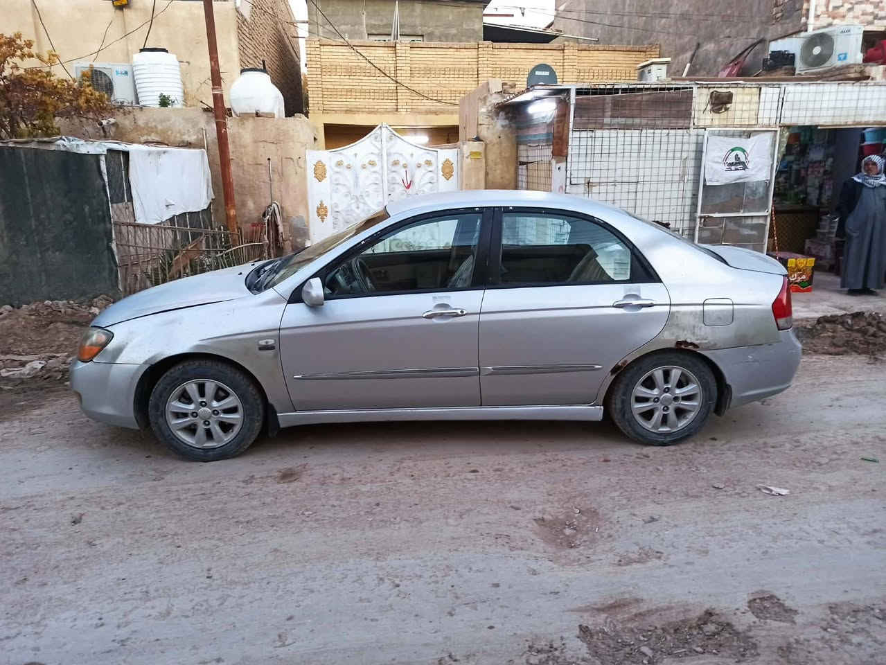 السلام عليكم كيا سيراتو
2007 رقم بغداد باسمي السياره بلاديه بدون اي حادث بس جارده السعر ٦٨ تدفئه تبريد شغال تدفئه كشنات
*********** مكانها الحله
