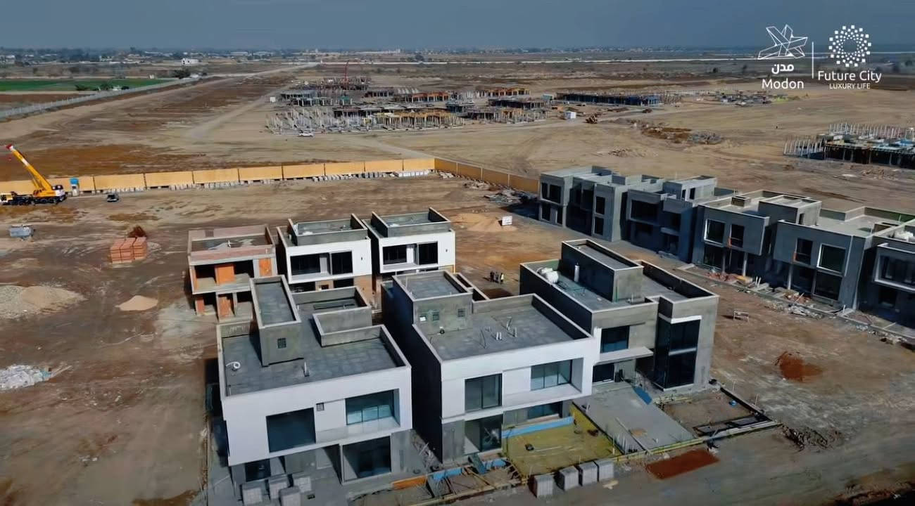 عرض مدن الحصري على مجمع 
مدينة المستقبل 
موقع المجمع : سريع الغزالية 
مجمع نظام افقي بيوت مساحة 220m ,360m ,520m
مقدم 3% على السعر الكلي 

ومتبقي المبلغ على 6 سنوات 

تواصل وياية لمعرفة التفاصيل الباقية 
***********
