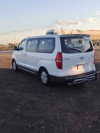 متوفر خط لنقل طلاب الخارجي سادس اعدادي تكمله عدد    07816884711