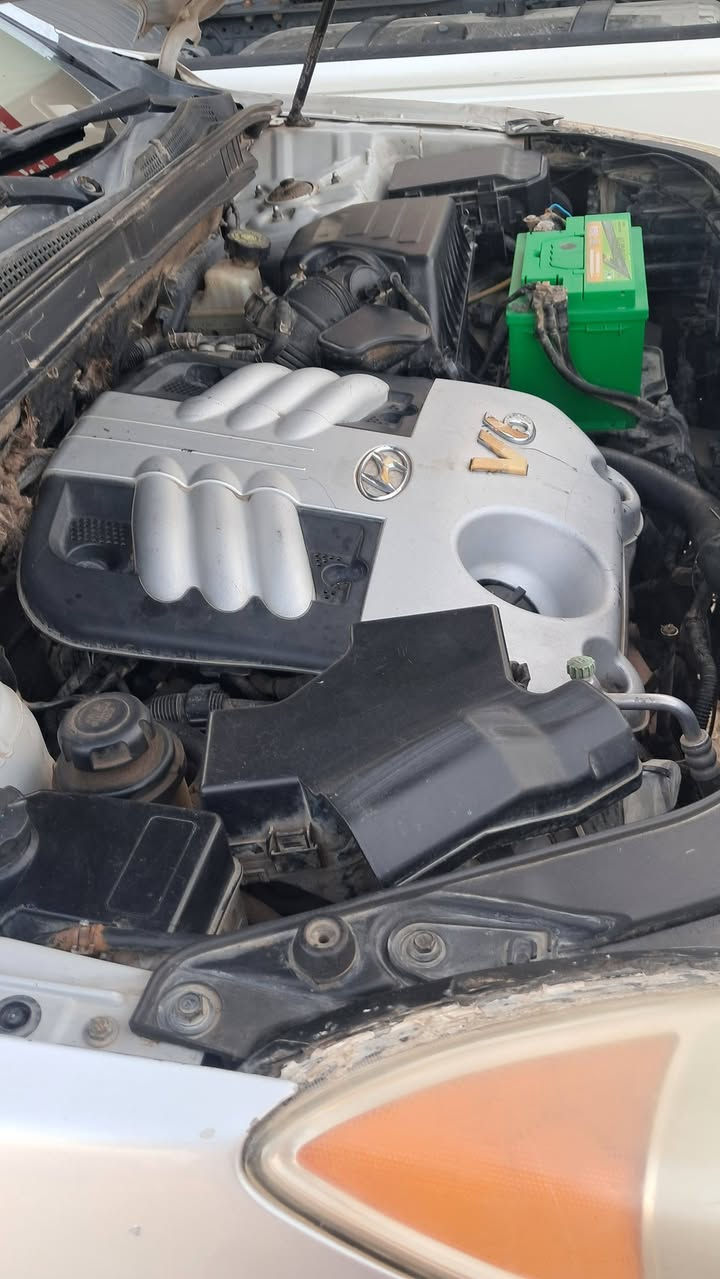 اسلام عليكم هونداي فيركروز ٢٠٠٧ مكينة ٣٨٠٠ جديد حاويه منظومة زنون سياره جاهزه
السعر ٩٠ وبيها مجال قليل  
***********
