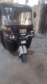 سلام عليكم تكتك للبيع موديل 22شهر 8 رقم وسنوية تكتك نضيف لا صبغ ولا معجون بيه ضربة يم بكلايت ورصعة صغير جوة الغد غير هذ مابيهة تكتك مكينتهة تنقص تنقص  مجمبزة كلشي بيه تخم تاير جبلي جديد مدوشمة تجوة مسجل اربع سماعات نشرة داخلية  ابيع الغراض وياهن موجود سيباية علي حداد فاتحة اذا تريدهة موجودهه
السعر 9250 
***********
مكاني الراسة العبيدي جامع الامام علي
