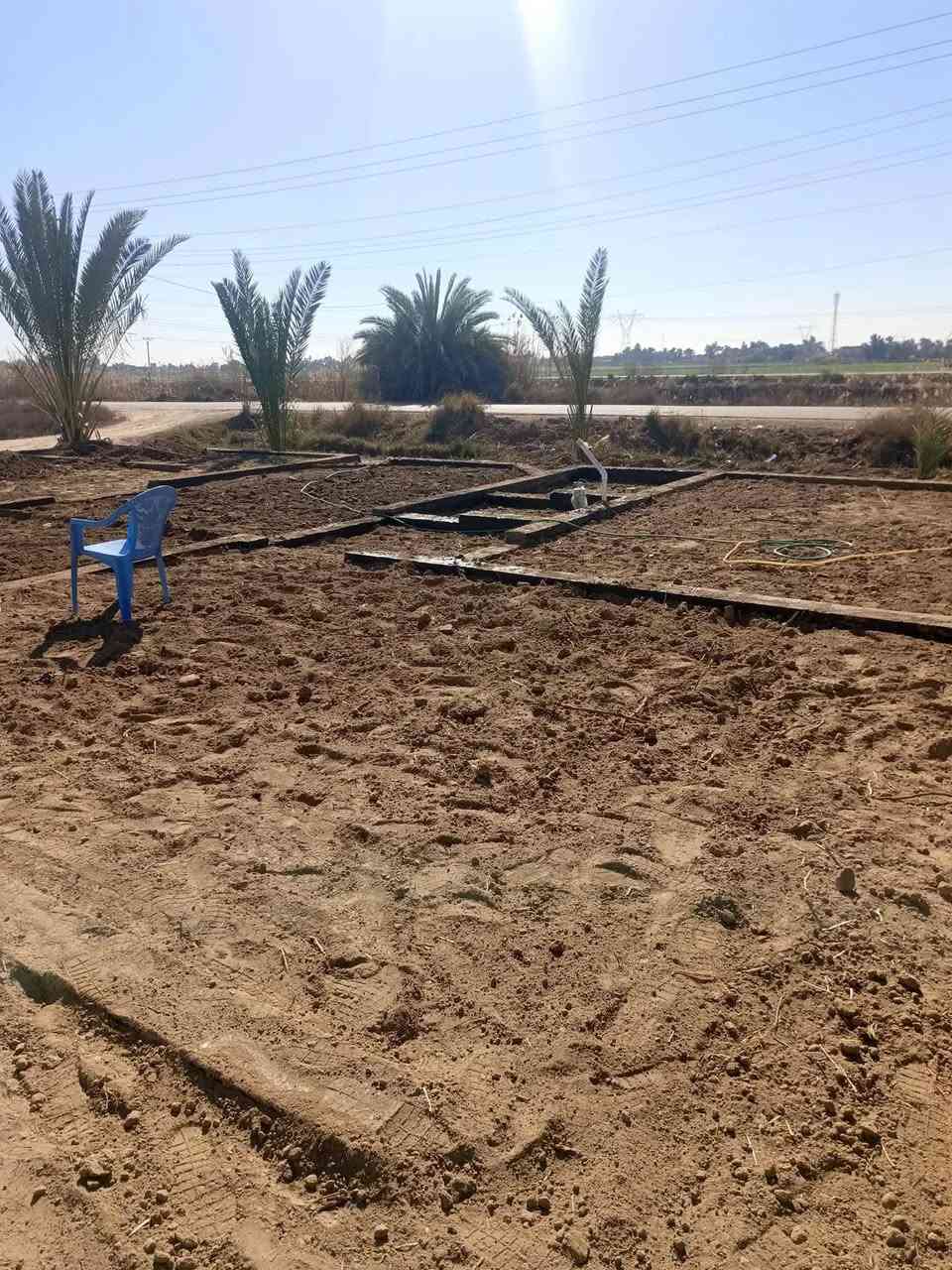 خابرني واني اجيك لبيتك 
نشتغل حسب الطلب كرسته وعمل الاتصال *********** أبو أيمن عمل كافه الارضيات
