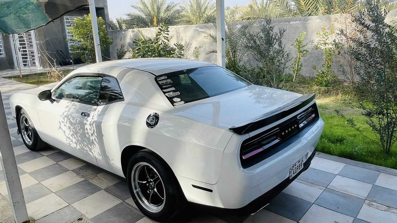 جالنجر 2016
محرك 3.6 تو ويل شاشه جبيره 

كير محرك كفاله ماشيه ٨٠ الف ميل 

صور الحدث مرفقه السياره بدون شاصي ولغد جكه ما بيهن 

بدون صبغ السياره تبديل جاملغ وبنيد اصلي  الدعاميه الخلفيه نفسها راجعه فقط مفتوحه راجعه السياره وكاله

الدشبول مبدل كامل هوه ولسستم مال ايرباكات 

العدادات ولا اي شي مشتغل بيها لا سيرفس ولا ضوه الايرباك 

حداديه امامي خلفي بشرط كارتون 

كشرها جدا ممتاز لا بارد ولا شخوط حيل نضيف 

الوياله وتايرات البارحه بدلتهن باتري جديد هم بدلت 

ما بيها مصرف ربع دينار حته طستها ناعمه كلش 

السعر ١٥٨ وبيها مجال 

مكاني بابل سياحي 

***********

متواجد واتساب
