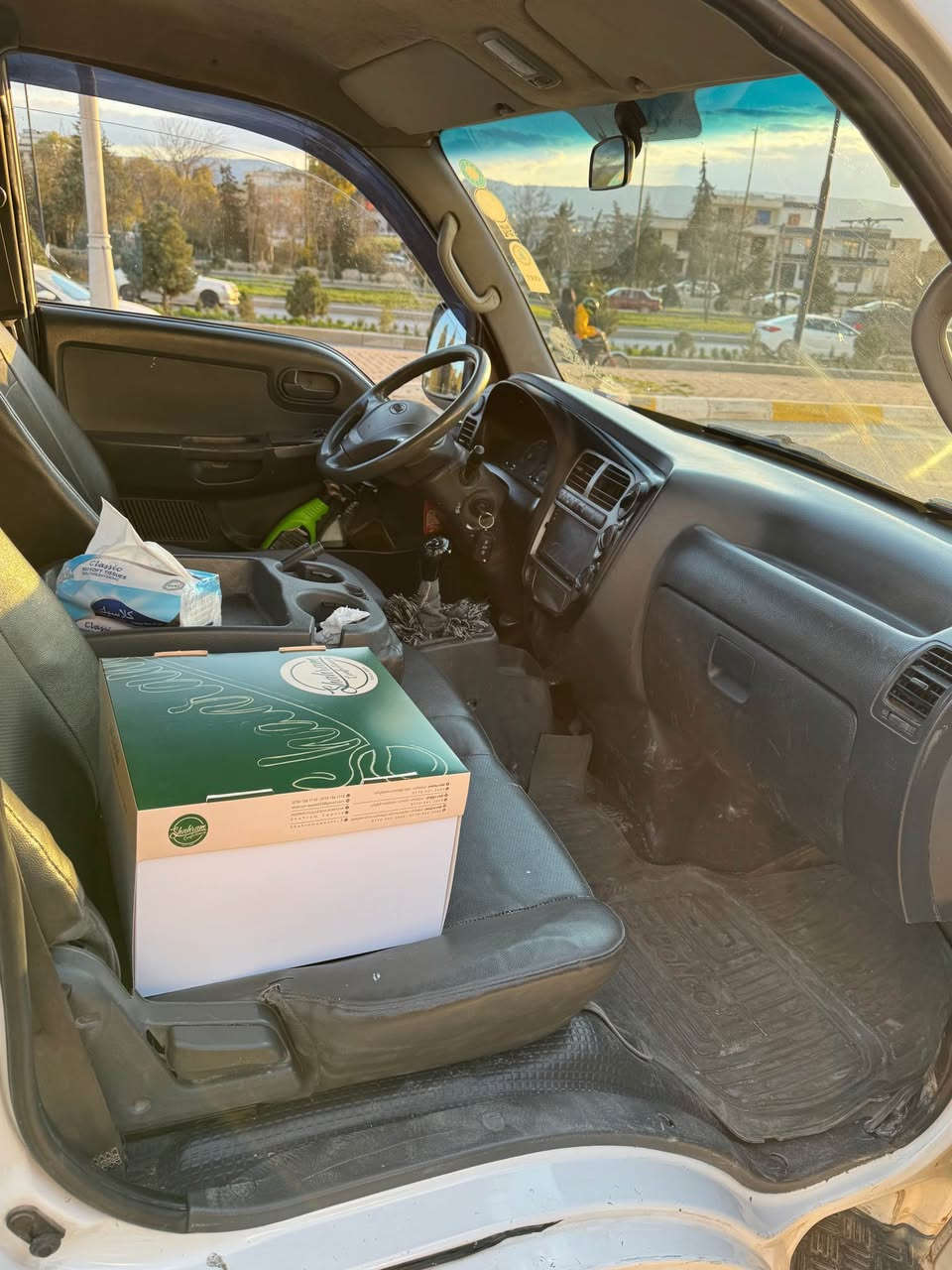 کیا ٣٠٠٠ سۆپەر مەکینە رەشی پلاک ، مەکینە مەرخوب سەیارەکە زۆر جوانە بێ کیشەیە  کەمیک بوخواری زۆرە باقی هەمو گیانی بەشەرت  ناوبۆدی  و برێک و هەموو شتی دانراوە مەزبوتە  سەیارەکە زۆر جوانە  نرخی زۆر مناسبە  ، ئەگەر موشتەری نیت نامەو تەلەفون مەکە  *********** السليمانية, العراق
