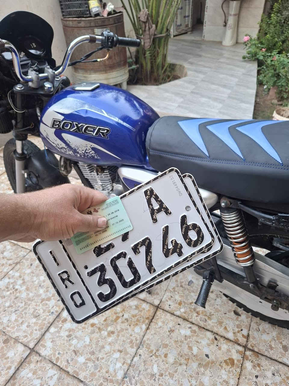 بوكسر مديل ١٨ بيه مكينه مديل ٢٥ رقم وسنويه نكليزي واسط مشروع وطني تحويل مباشر سعر مليون و١٠٠ بيه مجال شراي بل خدمه عنواني كوت مركز المدينه ***********
