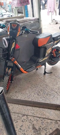 دراجة ار 9ماكس جبلي جديدة استخدام اقل من شهر صارومن ماخذهة وصلهة موجود...