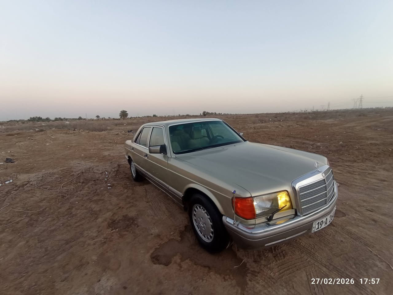 السلام عليكم مارسيدس جامبو لبيع محور بطه ديلكو 3000قواعد دبلات سليمه السياره جاهزه نقص تبريد فقط تحويل مباشر سنويه ل 29جام كهربائيّ مكينه وكير واكسل وحداديه مكفولات السعر 45وبيهامجال قليل العنوان بابل القاسم م ***********
