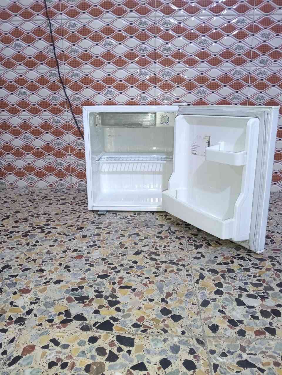 السلام عليكم ثلاجة صغيرة للبيع السعر 50 ألف بغداد


**إذا كنت صاحب هذا الإعلان وتريد حذفه لأي سبب، رجاءا أرسل رسالة إلى الدعم الفني**