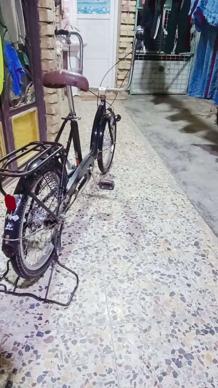 السلام عليكم بيسكل برجستون حجم 20 كير 3 دفن وحساس  مكان بغداد الحسينية الراشدية رقم الاستفسار *********** سعر 150وبي مجال
