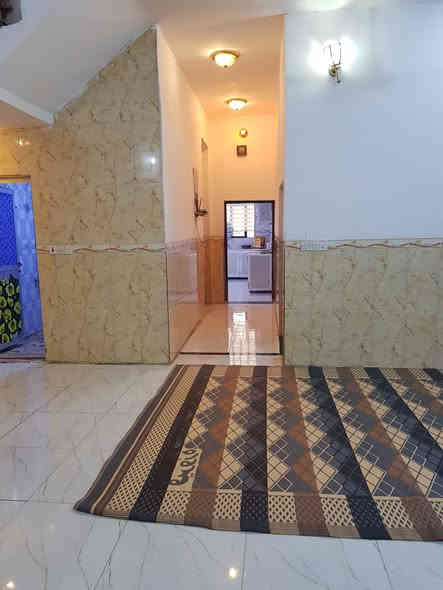 بيت البيع  👈مساحته 400 متر👉  واجها 10 ونزال 40 👈طابو ملك صرف سكني 👉 👈 قاط واحد👉 غرفتين نوم  واستقبال ومطبخ  وحولي كراج وحديقه الرضيه بورسلين الجدران سراميك بناء  طابوك 👈 منطقت بوب الشام👉 👈 رابع فرع علي شارع العام 👉تبليط مجاري كهرباء ماي سحب كلشي متوفره 👈منطقت بوب الشام👉 مدارس سوك اسواقات 👈 طابو ملكً صرف علي طابو الشعب👉 العنوان بغداد منطقت بوب الشام فرك صيطرت الشعب👈 السعر 250 مليون👉 بي مجال قليل 👈مايرهم قصط ولا مقدمه حاضر فلوسه البيت👉 اليريد  يشوف البيت مقطع فيديو يدخل على خاص أدزله مقطع فيديو مصوره من داخل وخارج اتصال برقمي أو خاص عادي بي وقت ***********  واتساب👉
