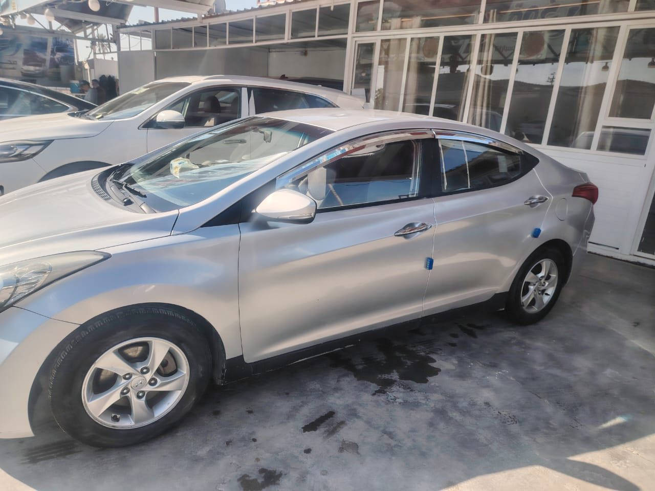 سلام عليكم النترا موديل13 ادوات كصه جنطه بيها ارقام وسنويه انكليزي شمالي دولي سنويه على شاصي سيازه جديده وجاهزة ومابيها نقص برغي. مكان نجف سعر47 وبيها مجال جدا بسيط للاتصال***********
