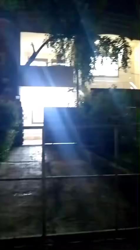 السلام عليكم دار طابقين للإيجار في حي رمضان خلف المحكمه قرب أسواق ابو كاوه
اي استفسار اتصل على الرقم يتوفر واتساب ***********
