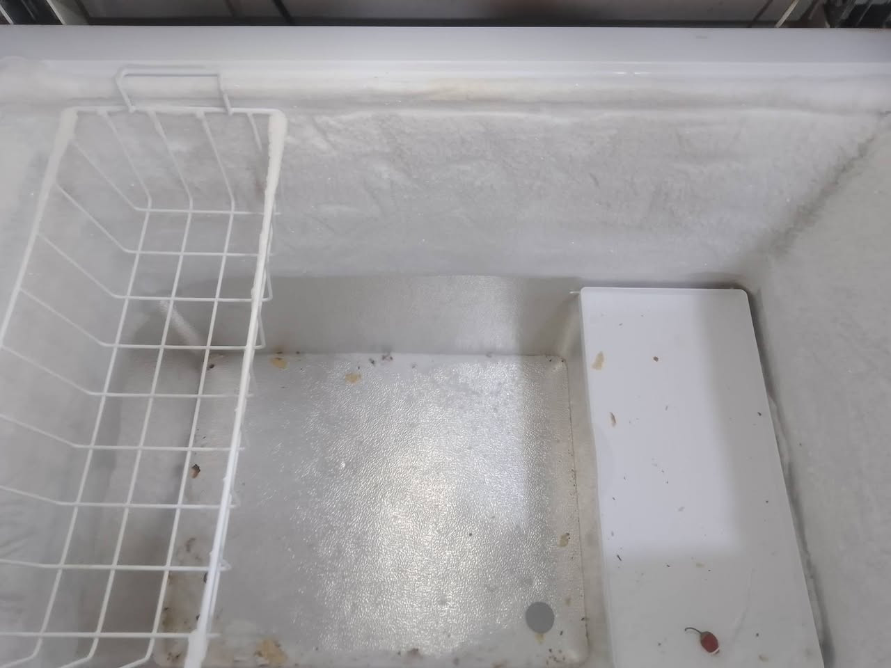 للبيع مجمدة.نصيفة مابيها اي عطل نضيفة وجديدة.السعر230وبيها مجال قليل.مكان موصل الايسر


**إذا كنت صاحب هذا الإعلان وتريد حذفه لأي سبب، رجاءا أرسل رسالة إلى الدعم الفني**