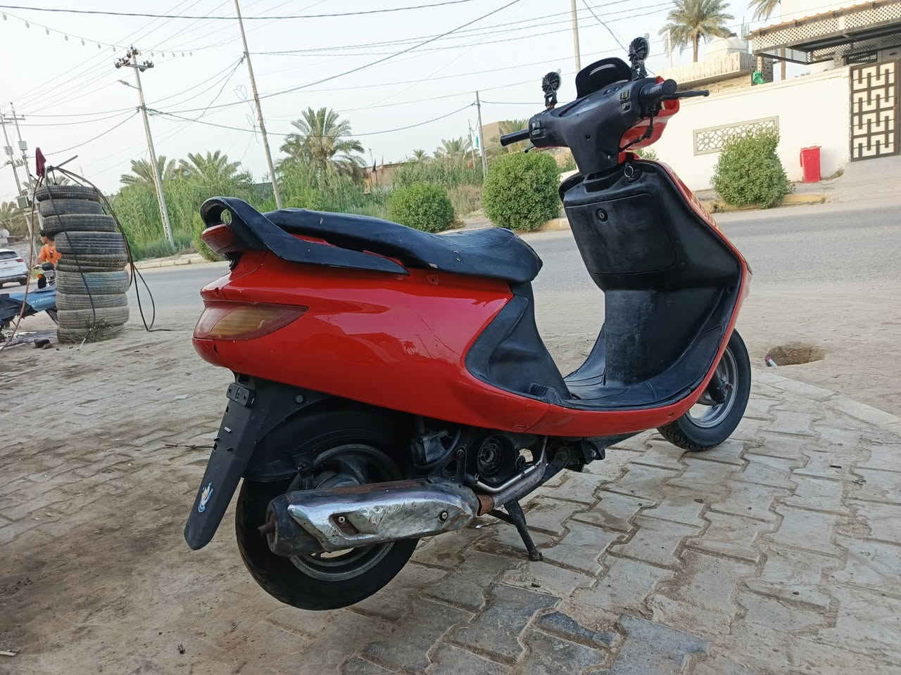 فراشه للبيع كله شغال مفتوحه مره وحده ومبدله بيهه بس بستم شرط بوشه بلاديه حلوه الدراجه اب ٣٥٠ قفل ***********
