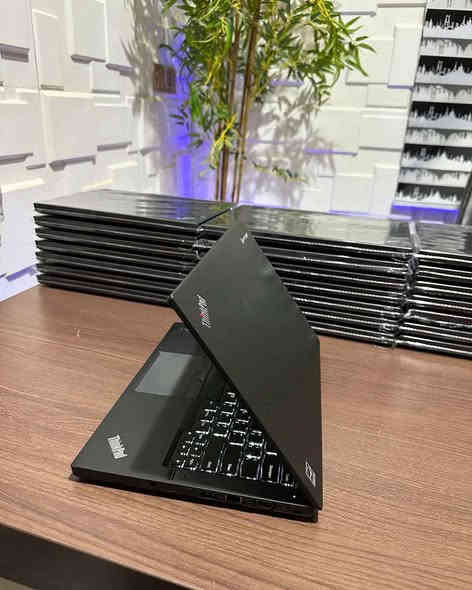 🆕 وصلنا حديثاً 🆕
💻 Lenovo ThinkPad T470 💻

📌 المواصفات:
🔹 المعالج: Core i5 - الجيل السابع
🔹 الرام: 8GB DDR4
🔹 التخزين: 256GB SSD
🔹 الشاشة: 14"
🔹 كرت الشاشة الداخلي: 4 GB
🔹 الحالة: مستعمل بحالة ممتازة

🎁🎊 الملحقات والهدايا 🎊🎁
1️⃣ شاحن أصلي
2️⃣ حقيبة لابتوب
3️⃣ ماوس

🚚 توصيل مجاني إلى جميع المحافظات العراقية ✨

💰 السعر: ٢٤٠٬٠٠٠ دينار عراقي فقط 💯

🔒 الضمانات:
✅ ضمان فحص عند الاستلام — تفحص الجهاز بالكامل قبل الاستلام
🔁 ضمان استبدال لمدة 10 أيام — في حال وجود أي خلل يتم تبديله فوراً

🛠️ كل جهاز يُفحص بدقة قبل الإرسال لضمان ثقتك وراحتك ❤️

📞 للطلب والاستفسار تواصل معنا الآن! 📲
*********** بغداد
