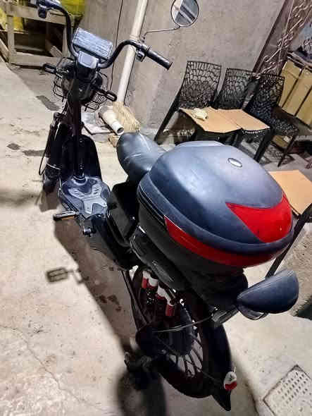 السلام عليكم دراجه شحن للبيع موديل 2023 بطاريات جدد تايرات جوبلس نظيفات مكاني. بغداد ابو غريب خرنابات الشماليه السعر 325 وبيها مجال ‏‪0787 337 4435‬‏
