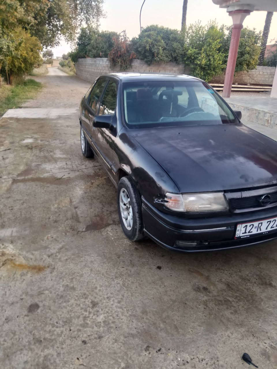 سياره فكتره للبيع موديل 1991 صبغ دوسات فقط  حجم 18   سياره نظيفه باسمي السعر 38 ورقه 
الهاتف ***********
