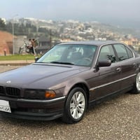 بي ام 740i • V8 • فول مواصفات
