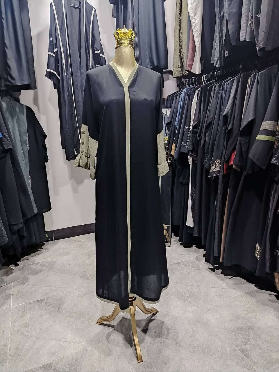 الاسعار تفليش و الخامة تجنن


**إذا كنت صاحب هذا الإعلان وتريد حذفه لأي سبب، رجاءا أرسل رسالة إلى الدعم الفني**