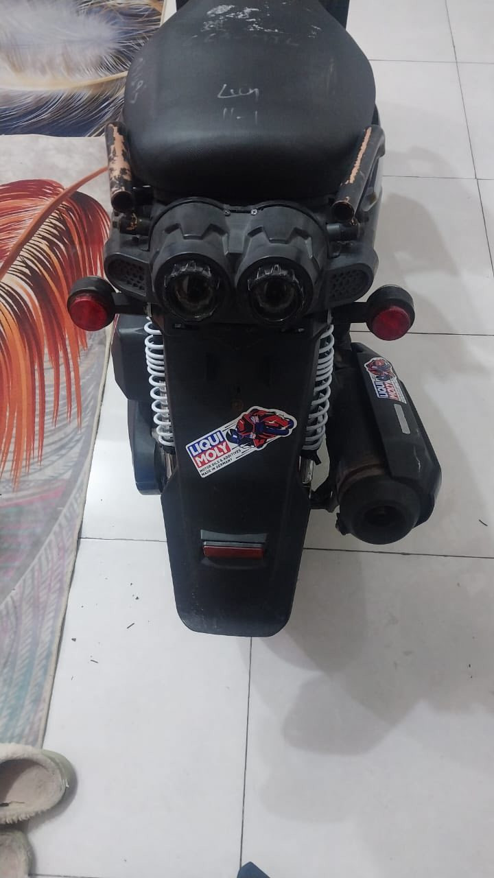 سكس جبلي مديل 2013 
دراجة نضيفة بشكل 
مكفول بالكامل 
أوراق كاملة منفيس ومعرض سعرها مليون و 50 بيها مجال حك الجية / عنواني بغداد الحسينية 
 0773 815 9890
