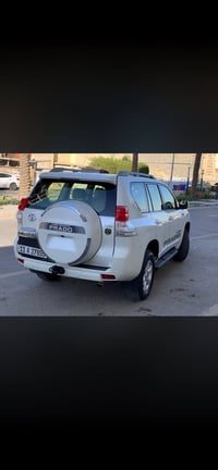 برادو 2013  مكفوله من الصبغ والحادث  مكينه 6 سلندر ماشيه 184فتحه  وكشن...