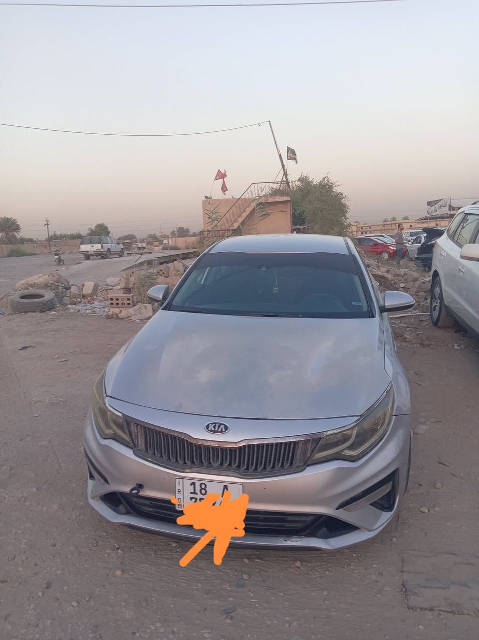 السلام عليكم كيا أوبتما وارد امريكي حادثها فقط بنيد بدون دواخل مصلح نفسه موديل ٢٠ ماشية 124 مايل رقم بابل انكليزي عارضها راعيها (132$) السعر قابل للتفاوض مكلف بالنشر مكان السيارة بابل مركز محافظة هذا رقم راعيها (***********)
