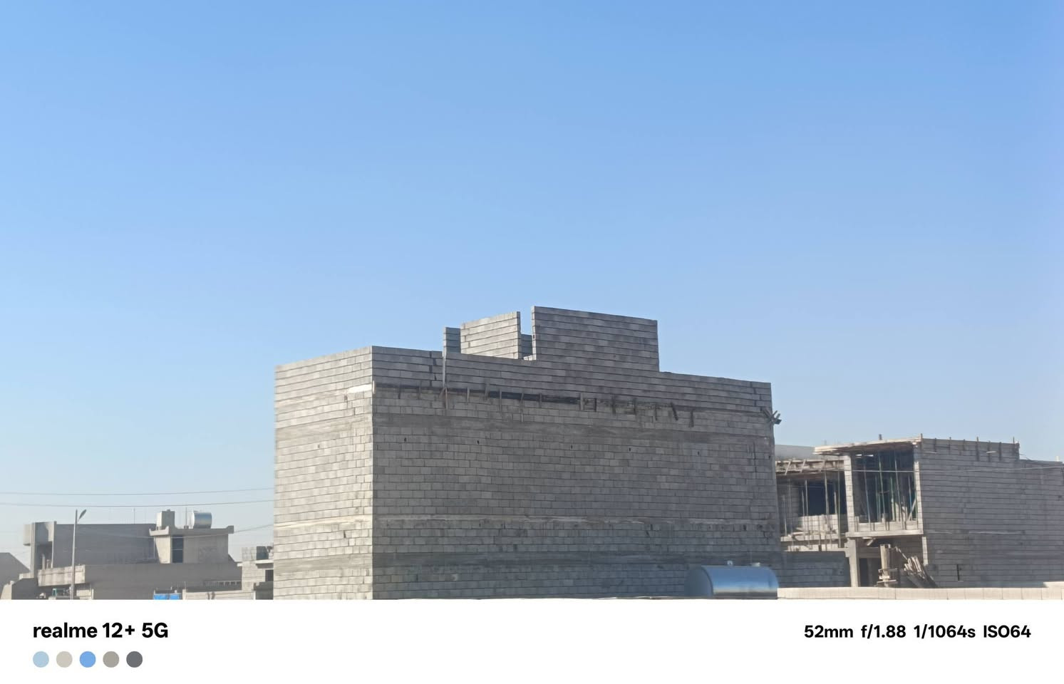 السلام عليكم كادر بناء متفرغ شغل هندسي گدام العين درجه اولى انجاز سريع اتصل ***********
