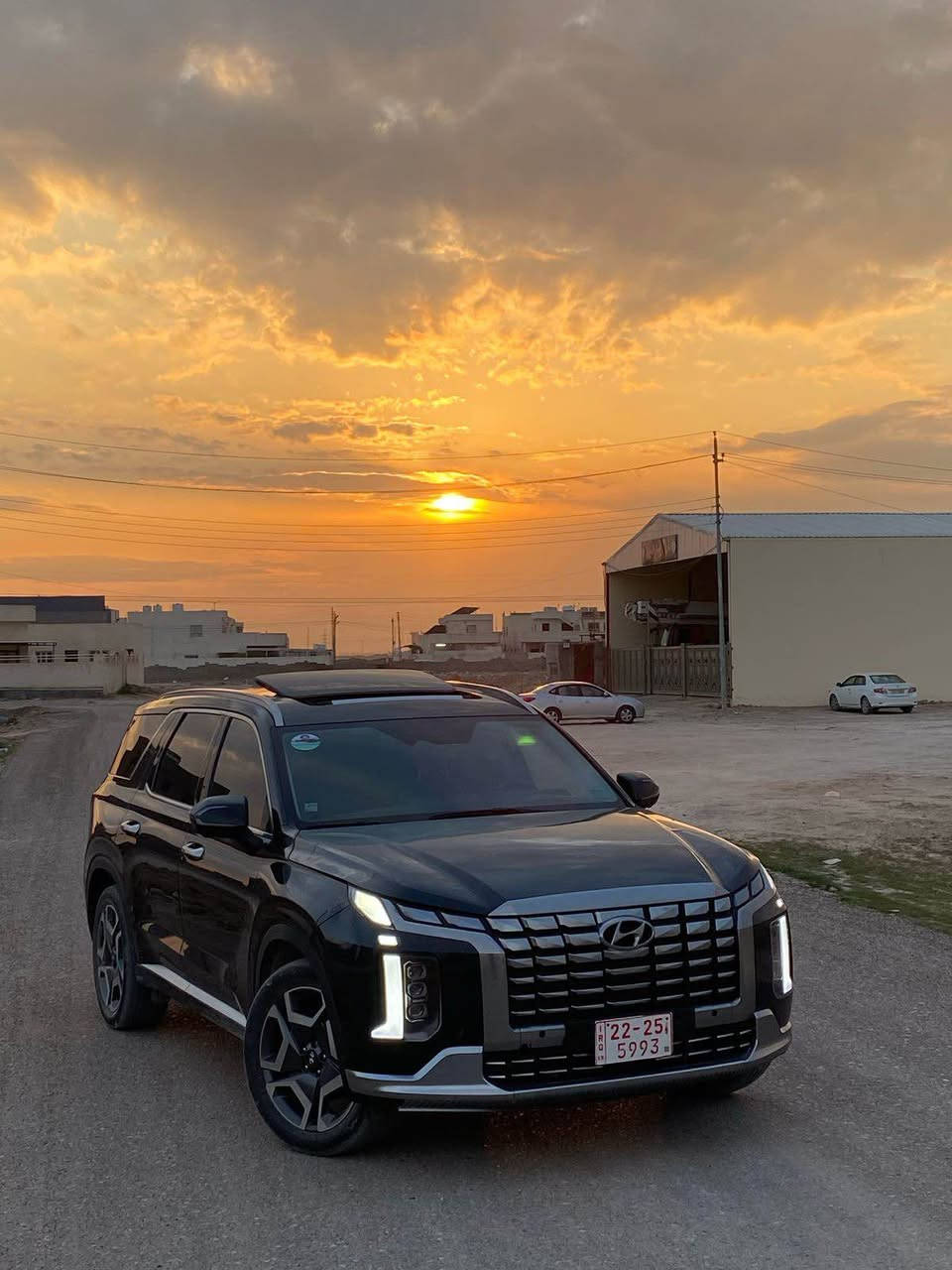 الاسلام عليكم 
بيع او مراوس بسياره اقل مستعجل على البيع شعندك سياره دزلي اهم شي رقم شمالي 
هونداي بالسايد موديل 2023 
السعر 300$ وبيها مجال 
رقم اربيل بأسمي 
السياره كلين بدون صبغ بس دعاميه وجاملغ خلف السايق يحتاج تعديل بارد يرجع بي دي ار 
السياره فول مواصفات لمتد ١/١
فتحه سقف وبانوراما 
كشن جلد منفصل سبعه راكب vib
كشنات كلها كهرباء وتدفئه تبريد كل الكشنات 
كامرات 360 
ستيرن هيتر 
خزن كشن وضعيتين 
داتا شو العداد شاشه 
داردارات امامي خلفي جانبي 
صندوق كهرباء 
بصمات ابواب 
صندوق بصمه 
تبريد مركزي
بعد مواصفات كومه لمتد السياره 
*********** 
واتساب موجود Singapore
