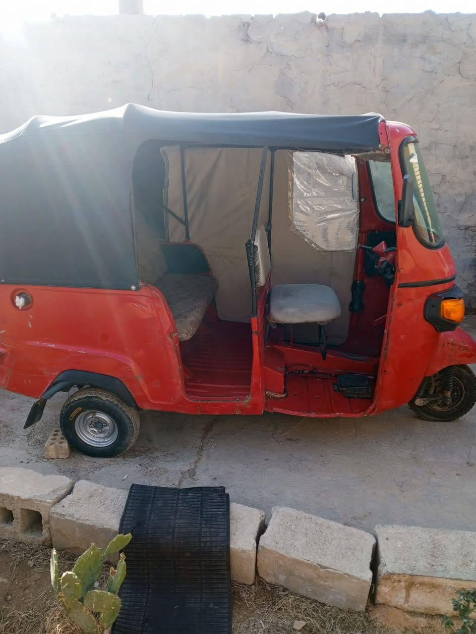 متاح تكتك للبيع موديل 18اوراق اصولي بياجو محرك تيفيس موديل 20
*********** مكاني بابل الحصوة
