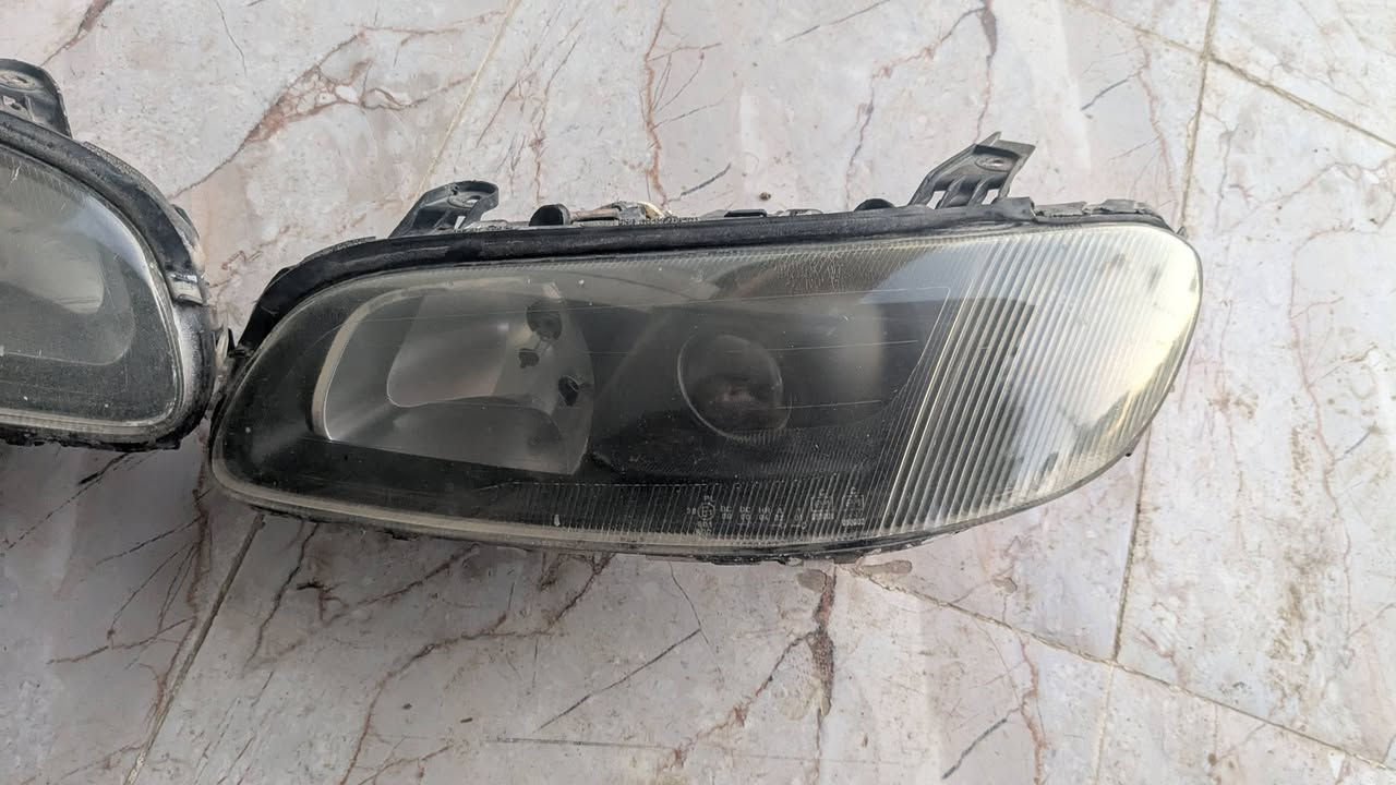 السلام عليكم لايتات اوبل بزون عدسات داخل اسود سعر 70 عنوان الموصل تواصل واتساب ***********
