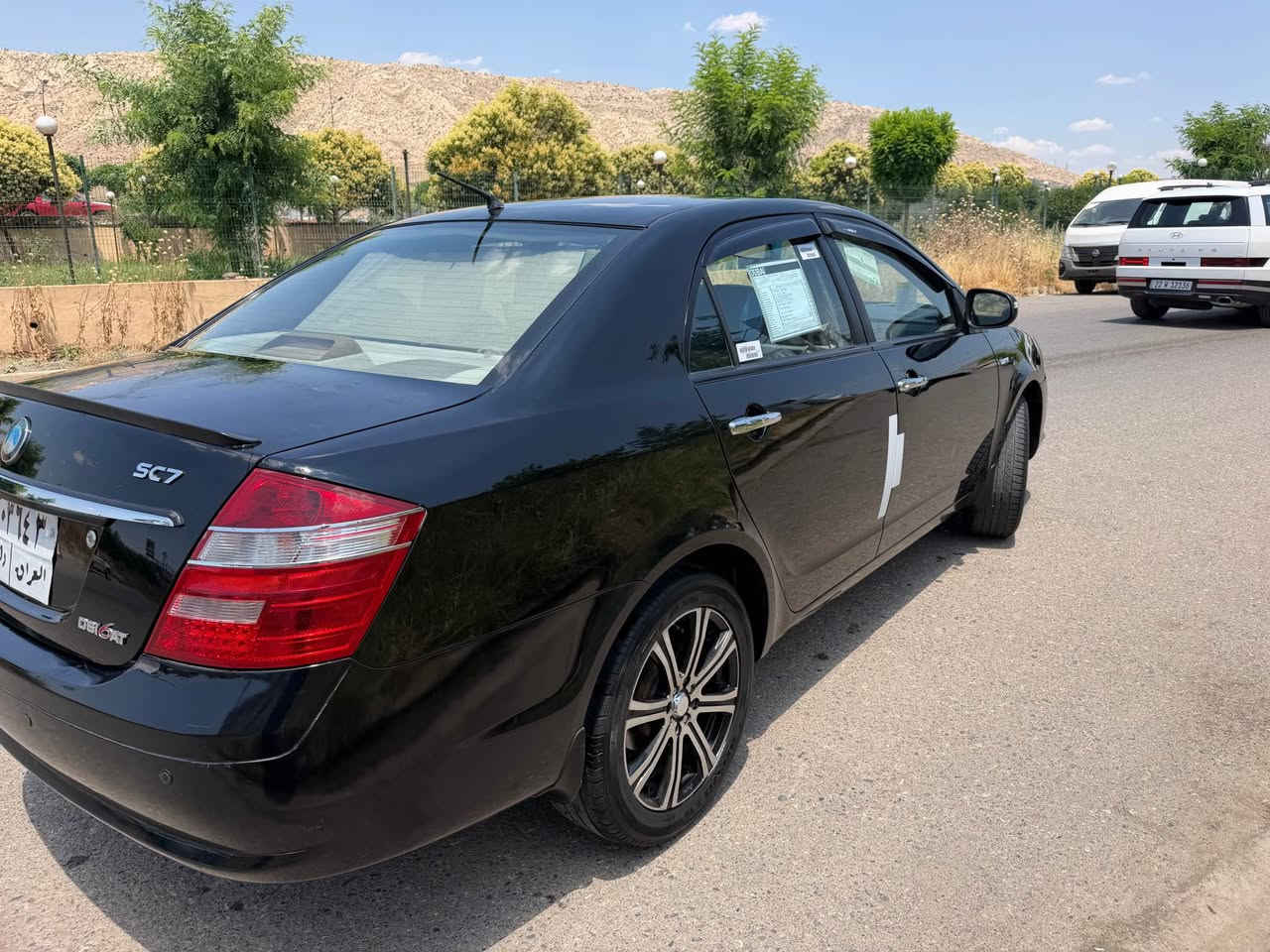 السيارة بدون دعم بدون ‏صبخ 
كير و محرك شرط 
تحويل غرامات شرط 
سعر 65 مجال 
غرامه 4 ينزل من سعر 
رقم موبايل ***********
بي واتساب هم ￼￼
￼ دهوك, العراق
