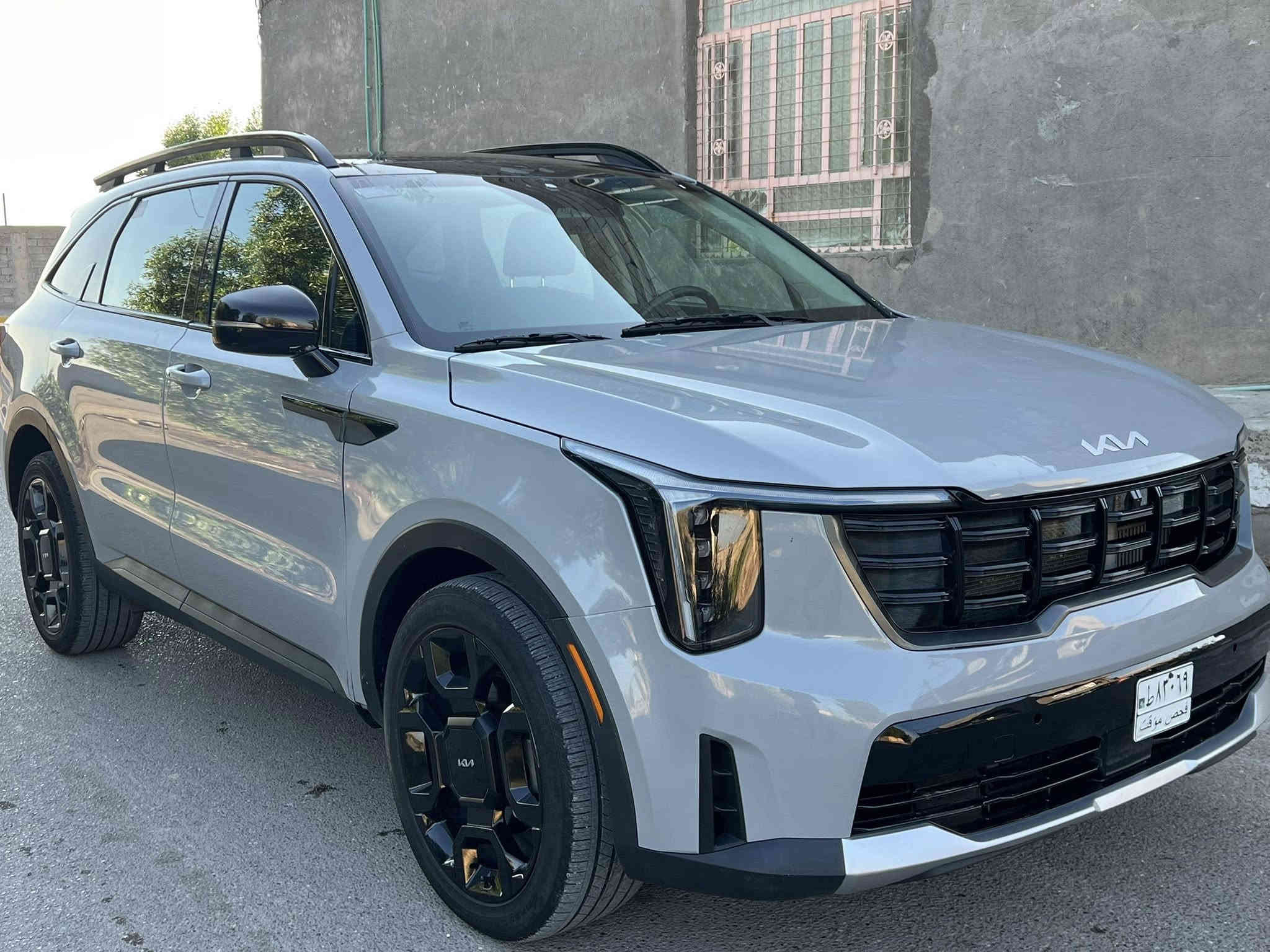 السلام عليكم للبيع سورنتو 24 امريكي صور الحادث موجوده شاصي بي تصليح والغد بدون كص السياره محرك 2500 تيربو ماشيه 32 بدون رقم تترقم جميع المحافظات سياره فول واحد ع واحدالسعر 220 وبيها مجال مكاني بغداد اللطيفيه ***********
