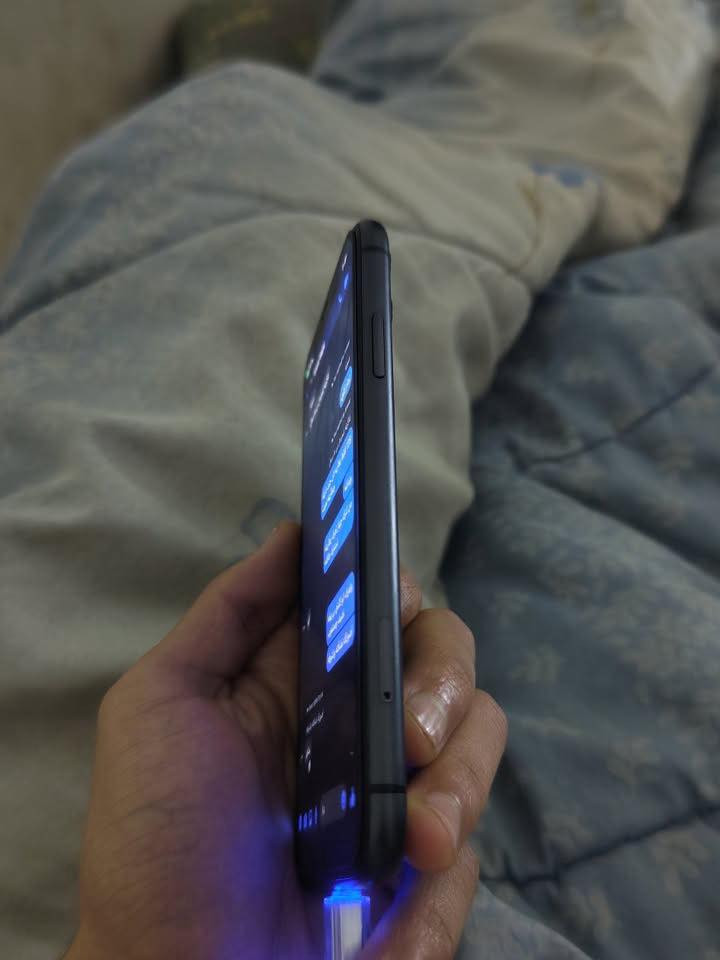 سلام عليكم
ايفون 11 عادي 

ذاكره 128 

دبل خط 

الجهاز مستبدل فقط بطاريه ومستبدله مره وحده فقط 

والنضافه مثل مموضح بالصور 

الجهاز كلشي بي شغال بصمه شاشه وفيس ايدي كله شغال 

واستخدام قليل جدا

السعر : 250 وبي مجال 

الي يريده يكدر يشرفني خاص او يتواصل وياي على هذا الرقم

***********
