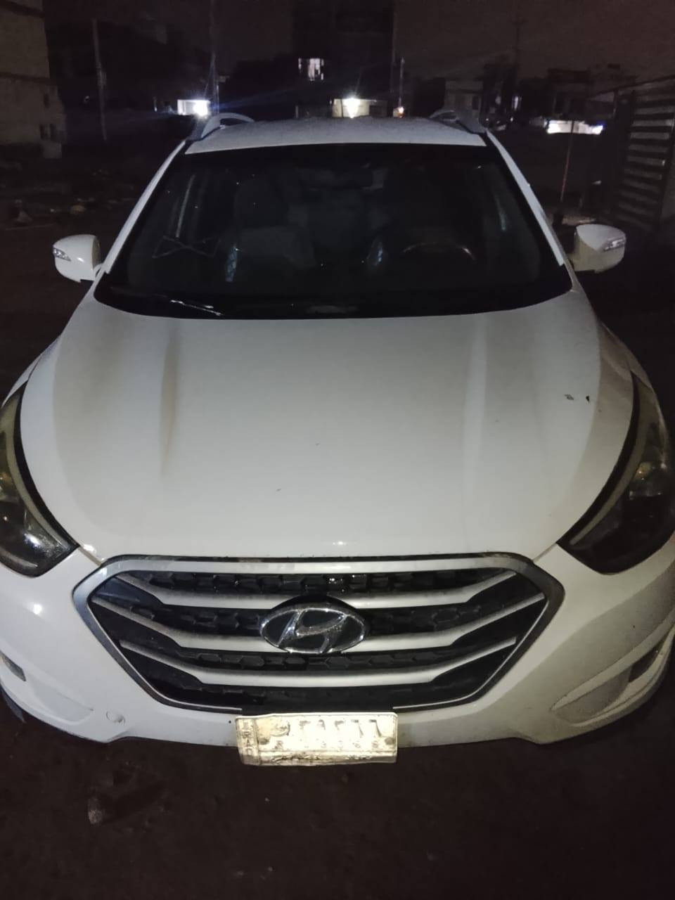 توسان موديل 2015 خليجي شركة الكاصد مكفولة كفالة عامة للبيع السعر 160 ورقة وبي مجال للاتصال على الرقم ***********
