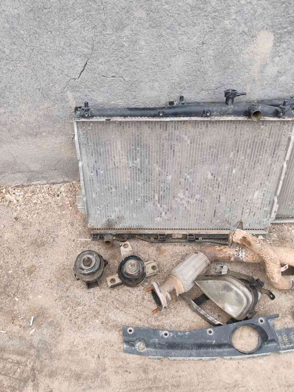 قيم وخذ طكه نازل 
راديرات مستعمله شرط اشغل
الصانصه بس الهزاز اجبير مزروف ولباقي مابي شي
ضفيرة دعاميه كامله
المروحه ماطور شرط الريش مكسرات
ولباقي سهله كلش


**إذا كنت صاحب هذا الإعلان وتريد حذفه لأي سبب، رجاءا أرسل رسالة إلى الدعم الفني**