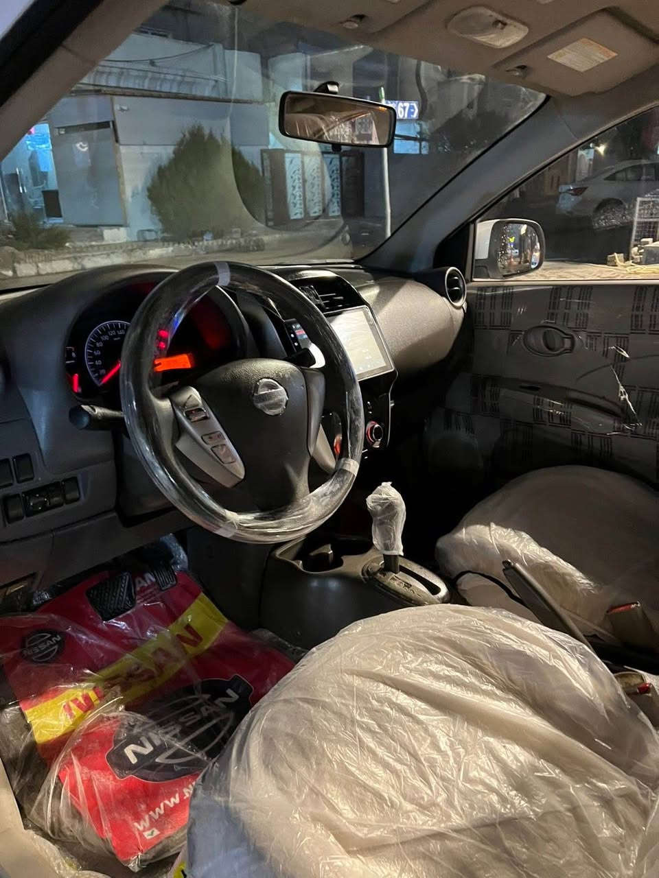 لاكشميبا ٢٠١٦ بوفروشتن يةدة نيكلة ٢ جام كارةباية ٥ باليفة دةبل گيچة شاشةو كاميرةية سةيارةكة ٦-٧ پارچةي سبوغة ئةمن بة عيزام سبوغ دةدةم بي ناوگرتن بي ارباگ گير و مةچينةو تةبريدو بةناوكردن و غةرامة هةمووي بةشةرت شوين هةولير *********** أربيل, العراق
