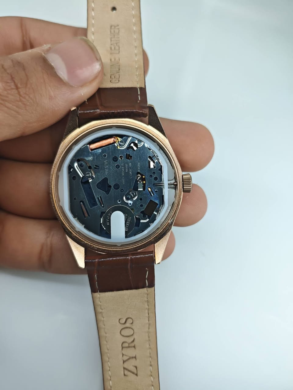 خلي سعر معقول وبالعافية ساعة أصلية شرط مكينة يابانية سير جلد طبيعي 100%


**إذا كنت صاحب هذا الإعلان وتريد حذفه لأي سبب، رجاءا أرسل رسالة إلى الدعم الفني**