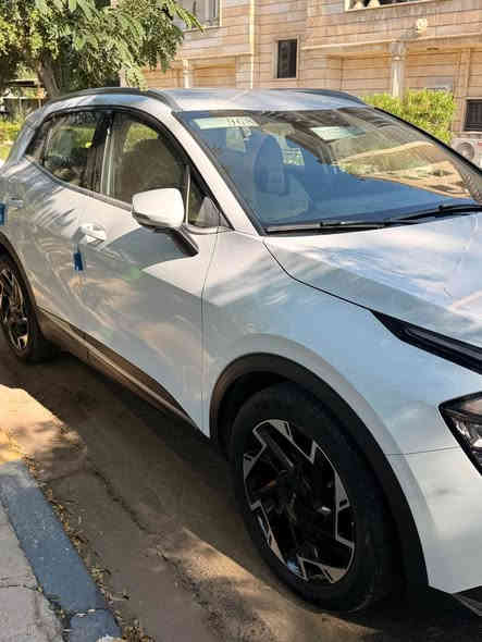 السلام عليكم للبيع 

كيا سبورتج 2023🔥🚘

رقم بغداد الجديد تحويل مباشر

شخط باب خلف السائق بدون تصليح وتبديل راجز وباقي السيارة مكفوله كفاله عامه من الدعاميه للدعاميه  كفاله 🔥

ماشيه 71 الف 🔥🔥

خليجي موديل 2023✅

سعة المحرك 2.0L✅

مرتبط بناقل حركة أوتو 6 نمر✅

كشنات كهرباء عدد 2 مع تدفئة الكشنات والمقود ✅

حساسات أمامية ✅

حساسات خلفية✅

لايت زينون + LED✅

كشافات ✅

بك لايت LED✅

حجم الاطار 235/50R19✅

ويل كب ✅

4 دسك✅

ماسحة خلفية✅

اريل نفكيتر ✅

مفتاح التشغيل بصمة نزول وصعود الجام بالريمونت✅

دشبول شاشة ✅

شاشة Apple Car play✅

كاميرا دوارة ✅

مثبت السرعة Cruise✅

المودات والأوامر الصوتية✅

أوضاع القيادة  Drive Mode✅

فحص أنظمة السيارة ✅

حساسات ضغط اطارات ✅

مقود جلد حياكة ✅

شفتات مقود✅

قطعتين تبريد✅

هاند بريك كهرباء ✅

ا ABS ✅

ا Auto Hold   أوتو هولد✅

ا ISOFIX   مثبت مقعد الطفل✅

نظام مانع الانزلاق✅

نظام نزول المنحدرات ✅

اشارة في المرايا الجانبية✅

مخرج منفذ الطاقة✅

ا  Bluetooth ✅

شاحن هاتف Wireless ✅

_______________________________________________

موقع: بغداد // 

السعر 22000 $

لاتصال والاستفسار:***********

                                          ☎️☎️      ☎️☎️ بغداد
