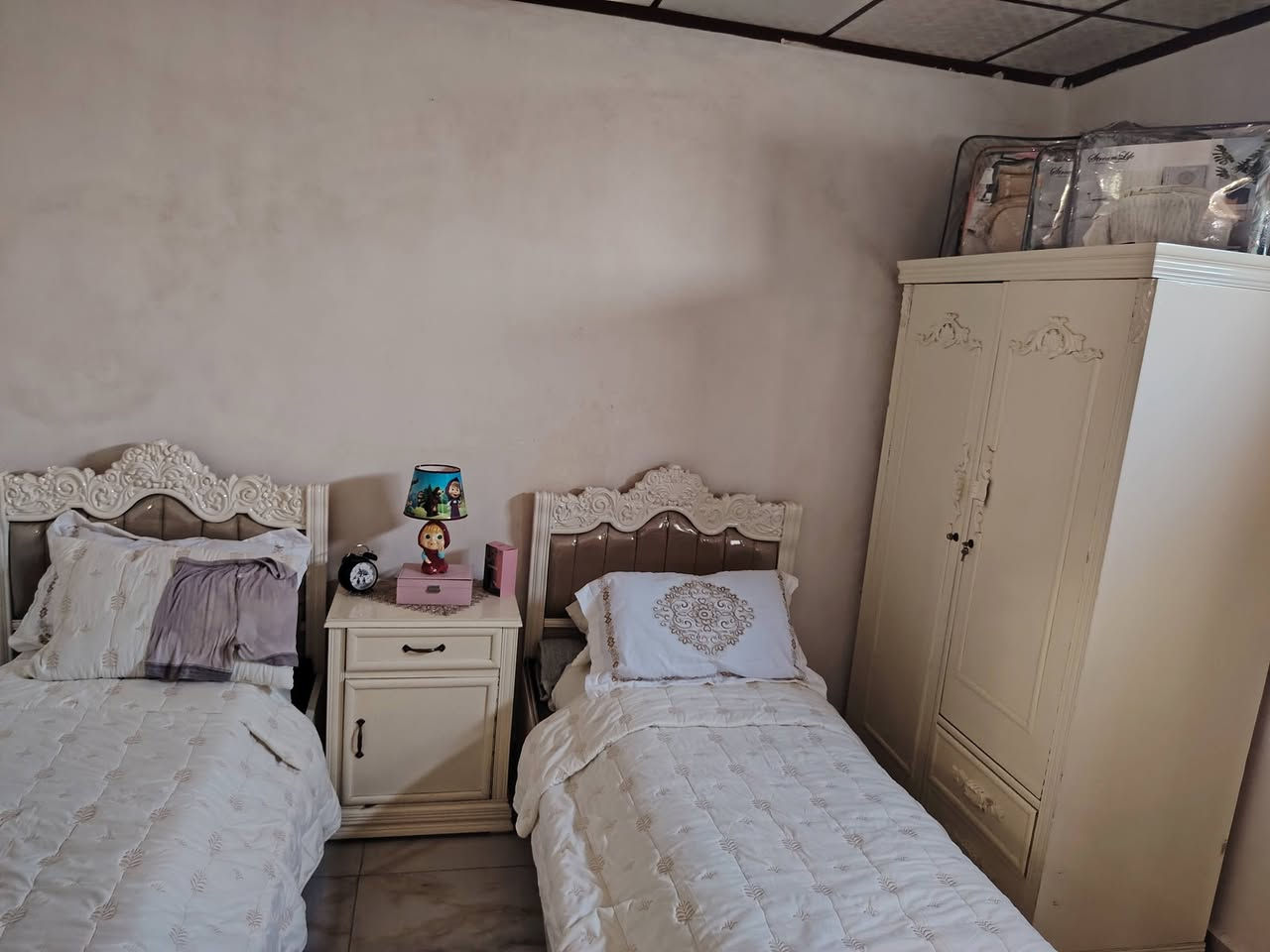 يوجد بيت للبيع موصل حي الانتصار شارع 60 خلف مول تيمارت المساحه 100 متر سند طاب والزهور سند طاب والزهور شرط التحويل للاستفسار اكثر الاتصال الارقام التاليه *********** ***********
