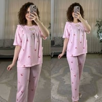 قماصل نسائية ملونة مريحة وأنيقة، مصنوعة من نسيج ناعم يمنحك الراحة طوال...