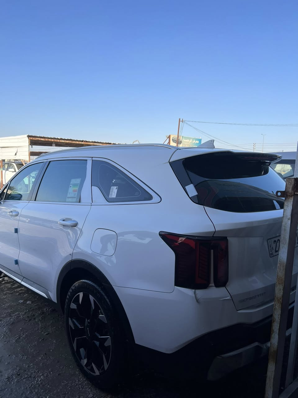 السلام عليكم
سورنتو موديل 2025 
 
 ماشيه 20  ألف اصل

ويل 20  بدون داتشو. هاي ام الضمان 
 
السياره جام حمايه بي        كفاله عامه السياره 🫸

ارضيات الشركه موجوده       *********** 
السعر 320 بي مجال  🔥📍 
مكاني الديوانيه
