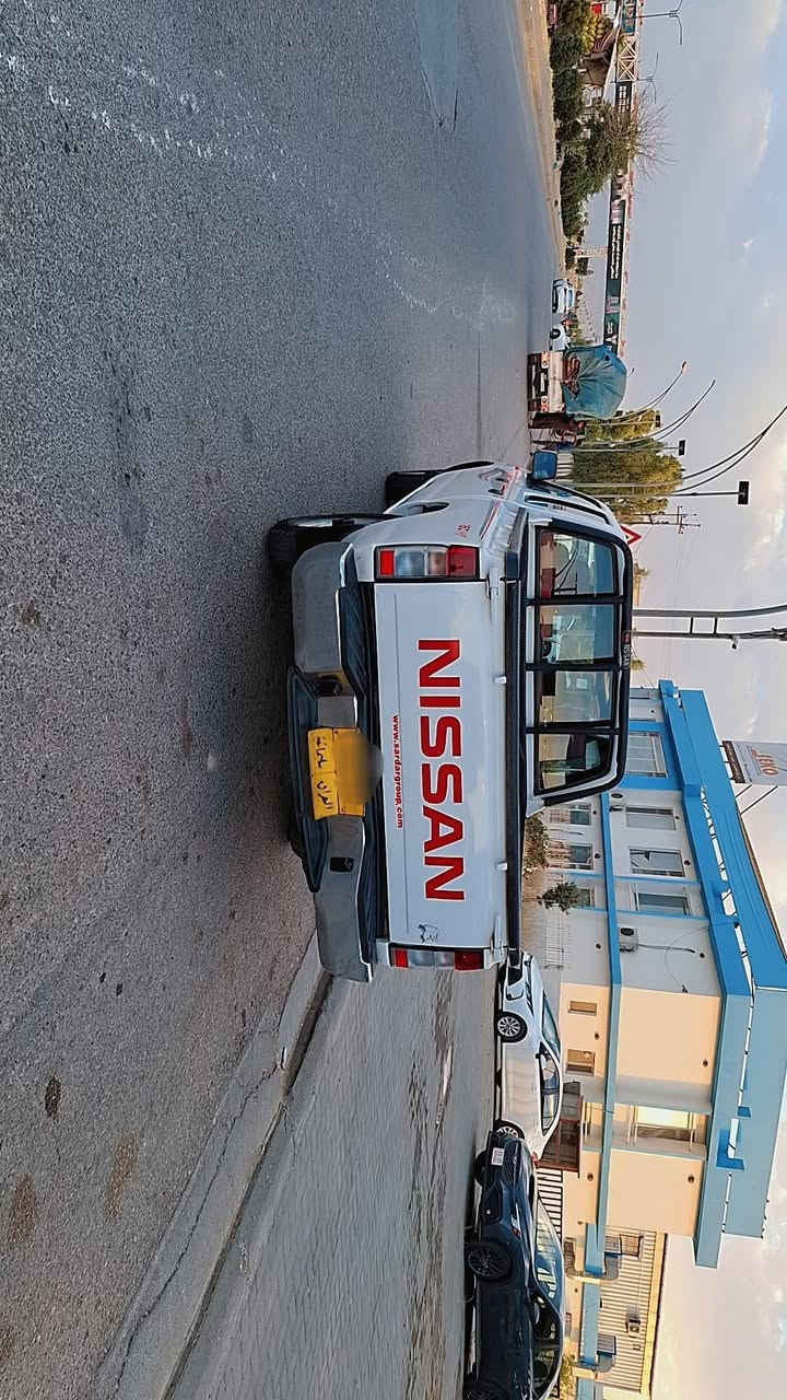 سڵاوبەڕێزان نیسانی دەبڵ قەمەرە مۆدێل 2012دوبست بۆیاخی هەیە لەلای دەرگای سەکن سه یاره یەکی زۆر جوانو بێ مه سرەفه نمو نە مەکینە ی کراوەتەوە سەنەوی بەسەر چوا ماڵی دۆستە هەربەڕێک مشتەریە پەیوەندی بکات ***********یانامە بنێرێ

