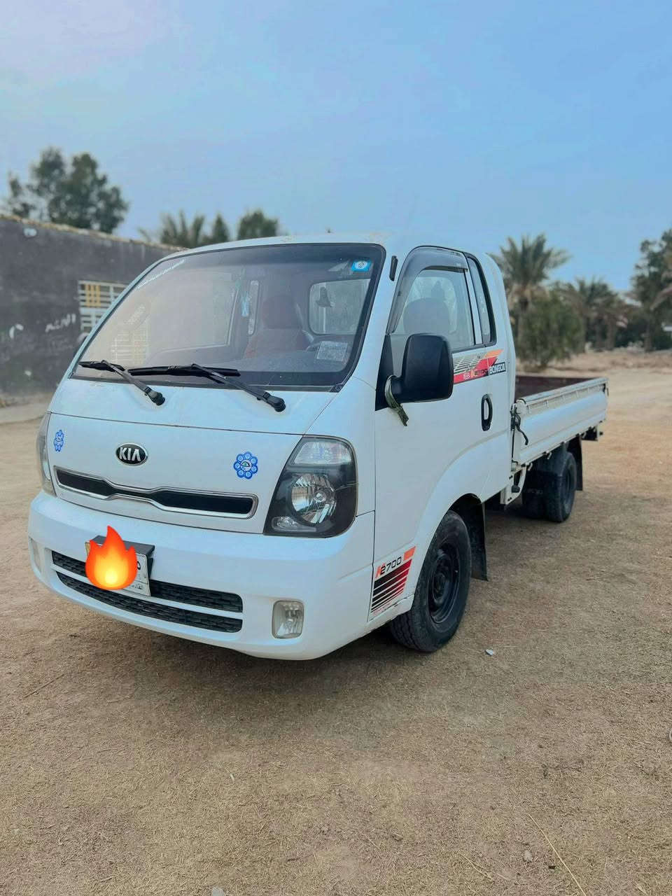 سلام عليكم سياره كيه البيع موديل 15)رقم سيارة قادسيه.) مكان السياره بابل الحمزه الغربي مناطق الخميسيه) ***********
