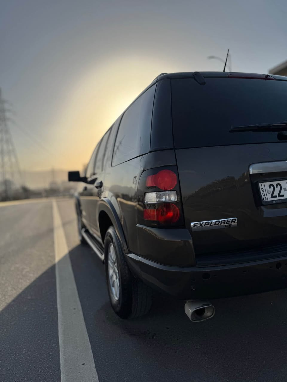 ford explorer 2008  
‎کلین کلین بیدەعم لیدران  قەترە بۆیاخی نییە 
‎1-سفری شەریکەی NIva
‎2-سێ ڕیز کوشن واتە ٧ نەفەرییە
‎3-تەبرید مەرکەزی بۆ هەر ٧ کوشنەکەی
‎4-دەبڵ ئەکسل
‎5-تراکشن
‎6-ئاوێنە دژە فوول 
‎7-سلاید 
‎رەقەم سلێمانییە -سەنەوی تا ٢٠٣٠ تازەیە 
‎نرخی ٩٤ گەلا کەمیک مامەڵە
*********** السليمانية, العراق
