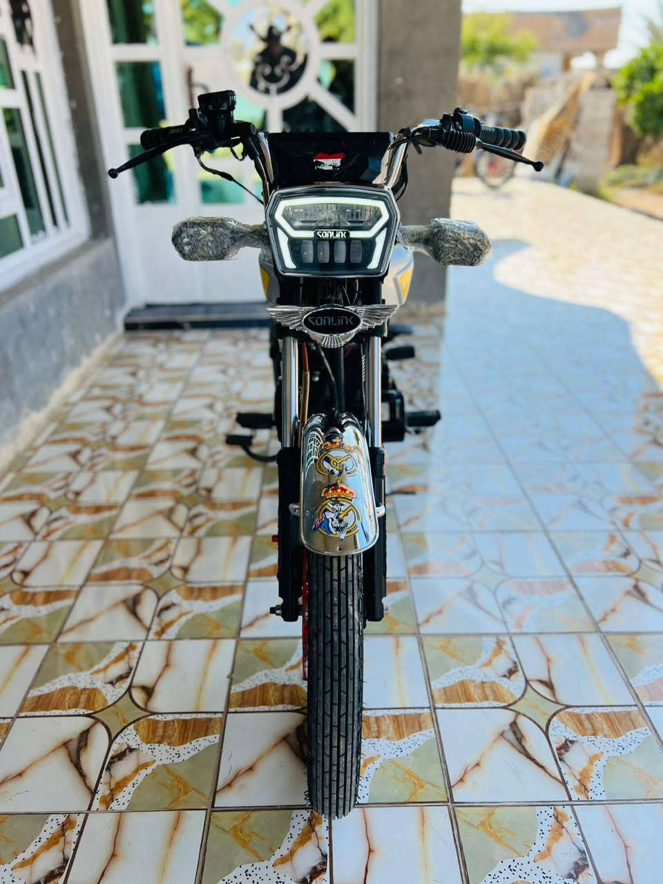 السلام عليكم دراجه للبيع موديل24 اوراق بغداد المكان واسط عزيزيه/***********/***********
