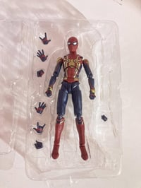 مجسم سبايدرمان • جديد • بدون كارتون