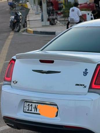 سلام عليكم
اوباما 2017 300 S  
واردكندي
فول مواصفات 
رقم بغداد الدولي 
ماشيه 82 الف حقيقي 
سنوية ب أسمي
بجم عريض 
كشنات بيجي 
تخم تاير جديد 
ويل 23 فول سايز
دهن الاصلي ابدل اله
كفالة عامه ماعده ضربة  بسيطه اثر تكتك مقدمه الجاملغ الايسر وحافه البنيد مصلحه موجودة بالصور
الباقي كفاله
السيارة احلى من الصور بهواي جديده ب معنى الكلمه وعلى ايدي
مكان السياره مركز البصرة
السعر 255 اتصال *********** البصرة, العراق
