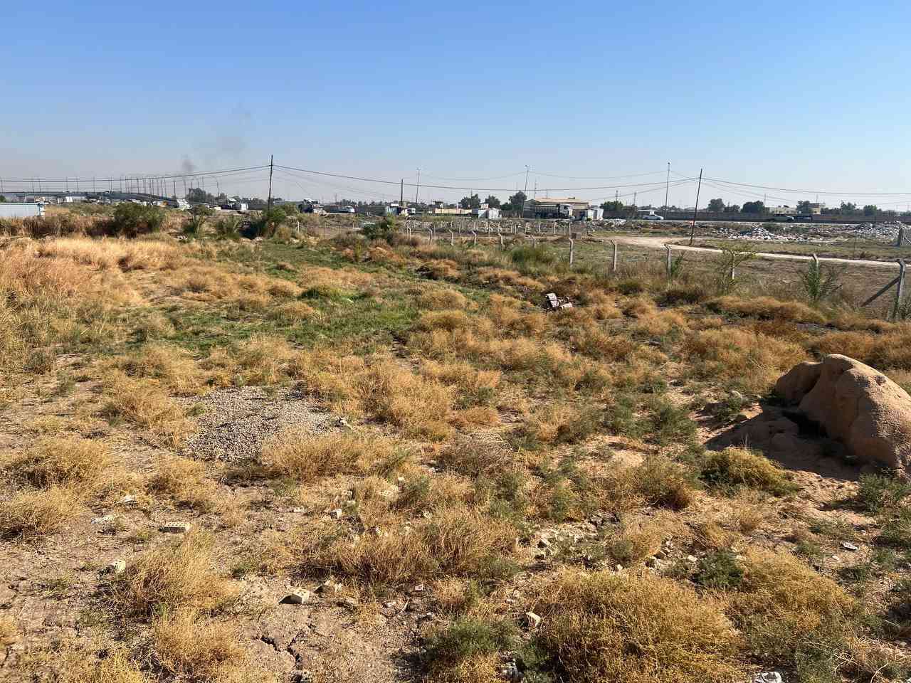 دونم ع الحولي للبيع
سند 25 مباشر بأسم المشتري والاهم بي #اجازة_بناء
 
- داخله بيت مساحة 300م مبني لحد الشبابيك
-ماء اسالة + بير 
-تشجير نخل بمحيط الدونم 
-دخوله مباشر من الحولي خلف محطة وقود الصفا

للإستفسار ...

***********
