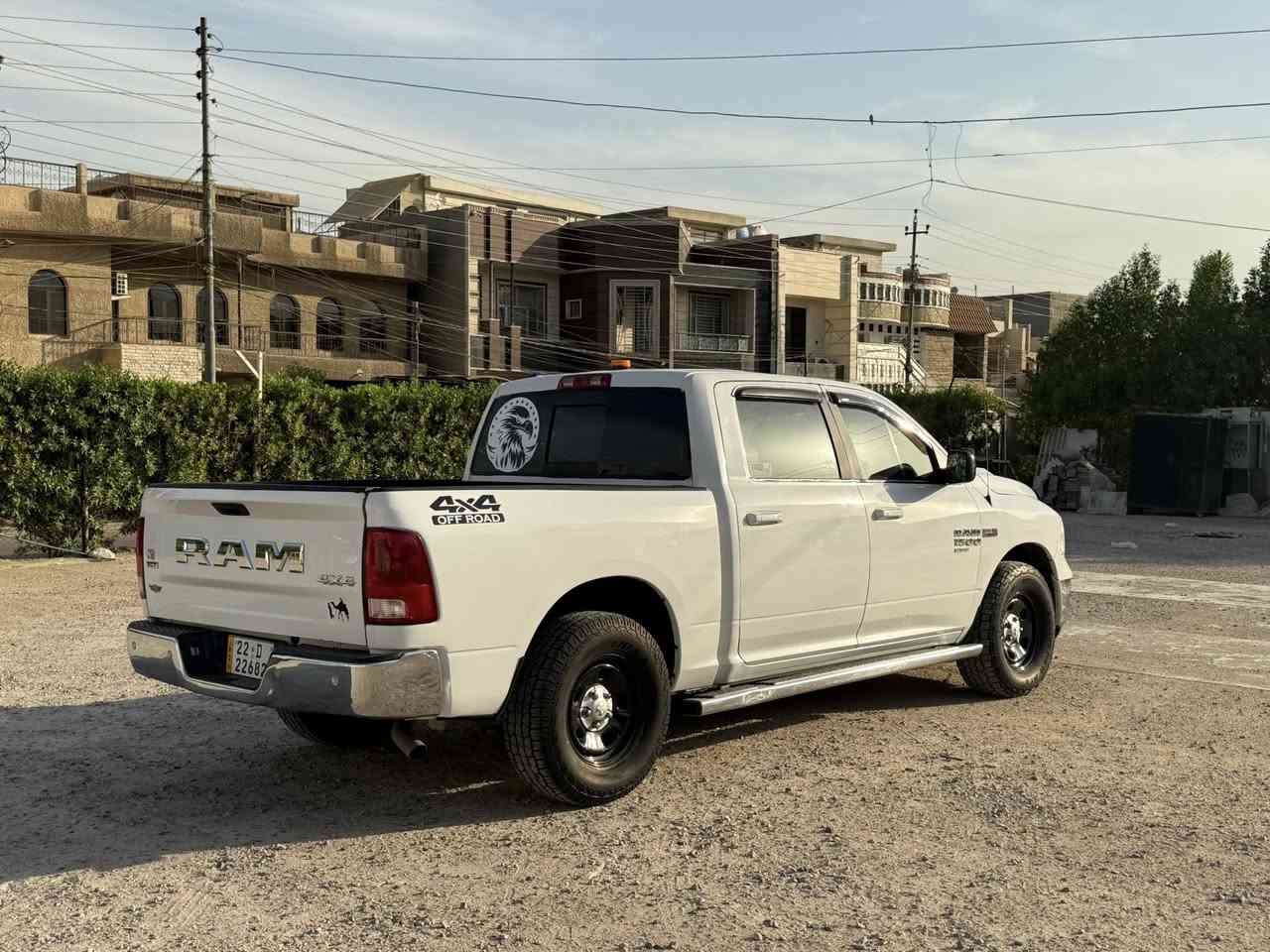 رام كلاسك موديل 2021 خليجي وكالة هارلم صبغ عام 
ثمانيه سلندر فور ويل باب طويل بدي قصير 
بدون شواصي او دواخل وبدون ايرباك 
السعر ١٦٥$ 
المكان اربيل 
***********
